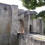 chateau-de-NIeul-les-Saintes