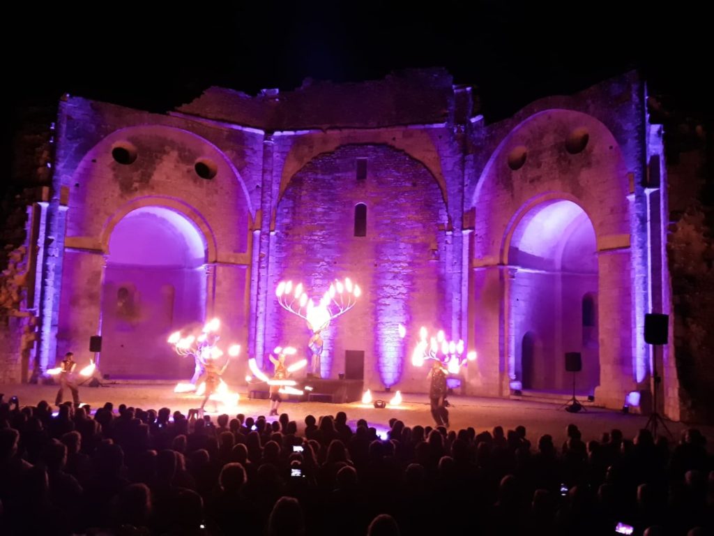 Spectacle de feu Lughna à l'abbaye